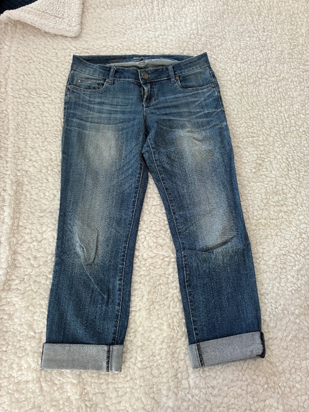 Kut from the Kloth - Catherine Boyfriend - size 4 cropped jeans - rolled hem